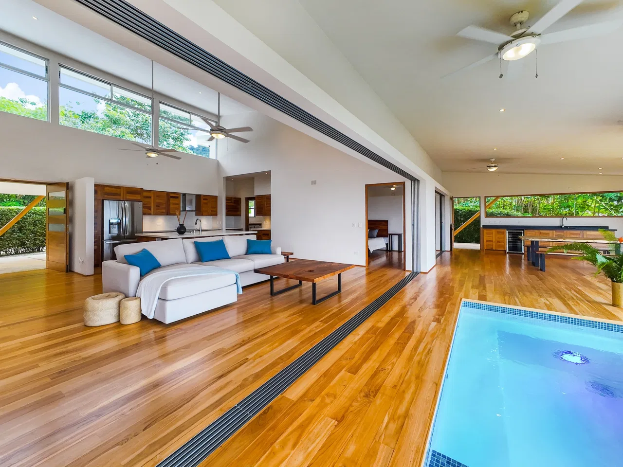 MAR MYSTIQUE HAVEN: EXCLUSIVE CONTEMPORARY RESIDENCE WITH STUNNING OCEAN VIEWS, IN OJOCHAL – 1.15 ACRES, photo 3