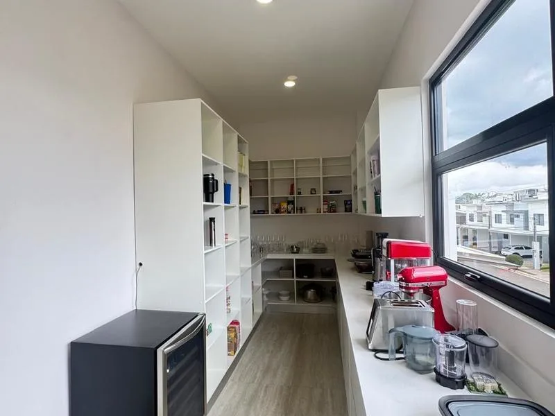 4 Bed Condo For Sale in Tres Ríos, photo 15