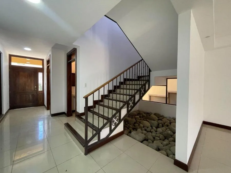 Venta de Casa en Santa Ana en Residencial RAH 24-1025 MGA - Venta en Santa Ana, photo 6