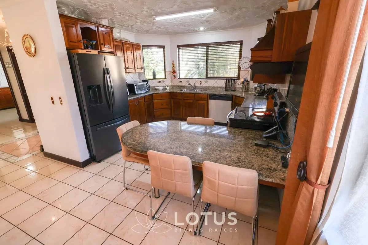 Casa en Venta en Condominio Lomas de Granadilla, Curridabat — 4 hab., Cód. AJ066, photo 11