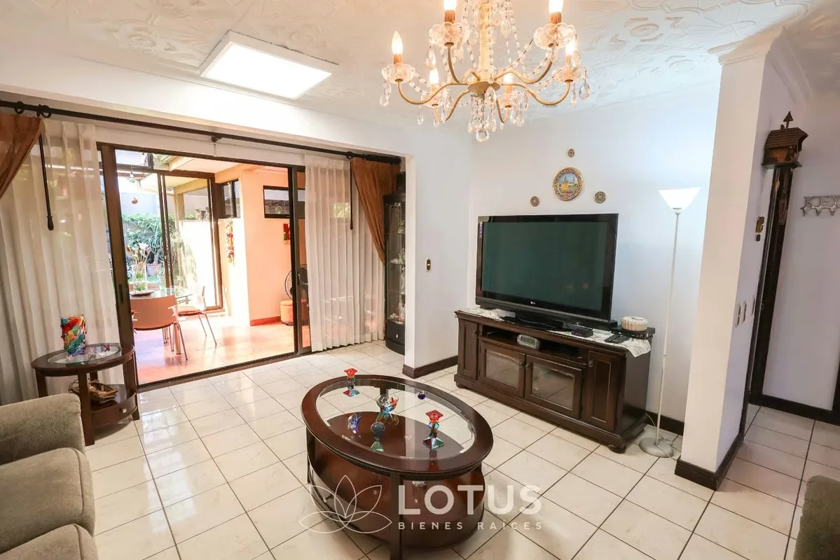Casa en Venta en Condominio Lomas de Granadilla, Curridabat — 4 hab., Cód. AJ066, photo 8