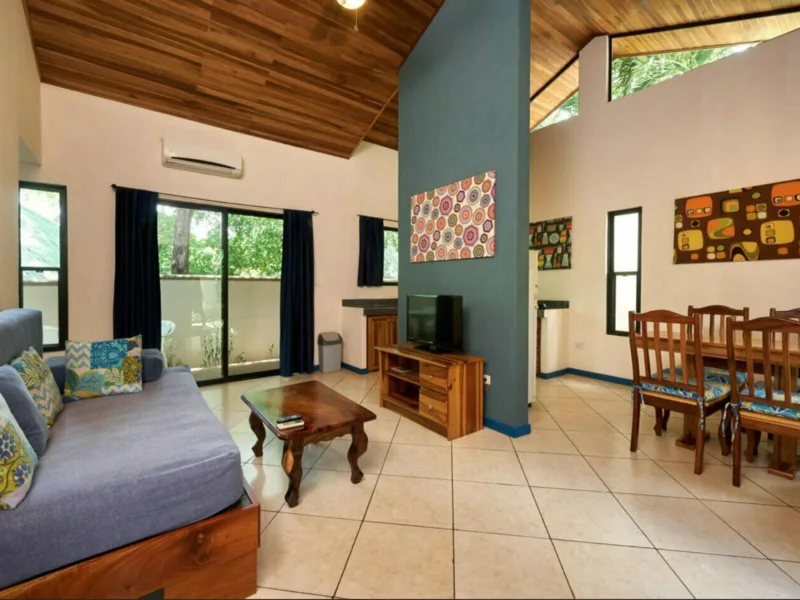 10 Bed Hotel / Leisure For Sale in Tamarindo, photo 6