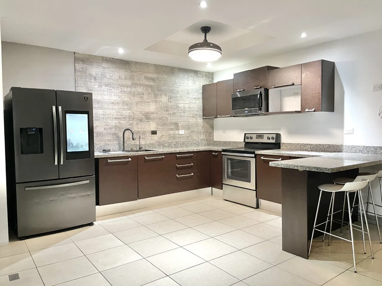 Descubra esta espaciosa casa de tres niveles en Condominio Río Palma, ideal para familias que buscan comodidad, ..., photo 3
