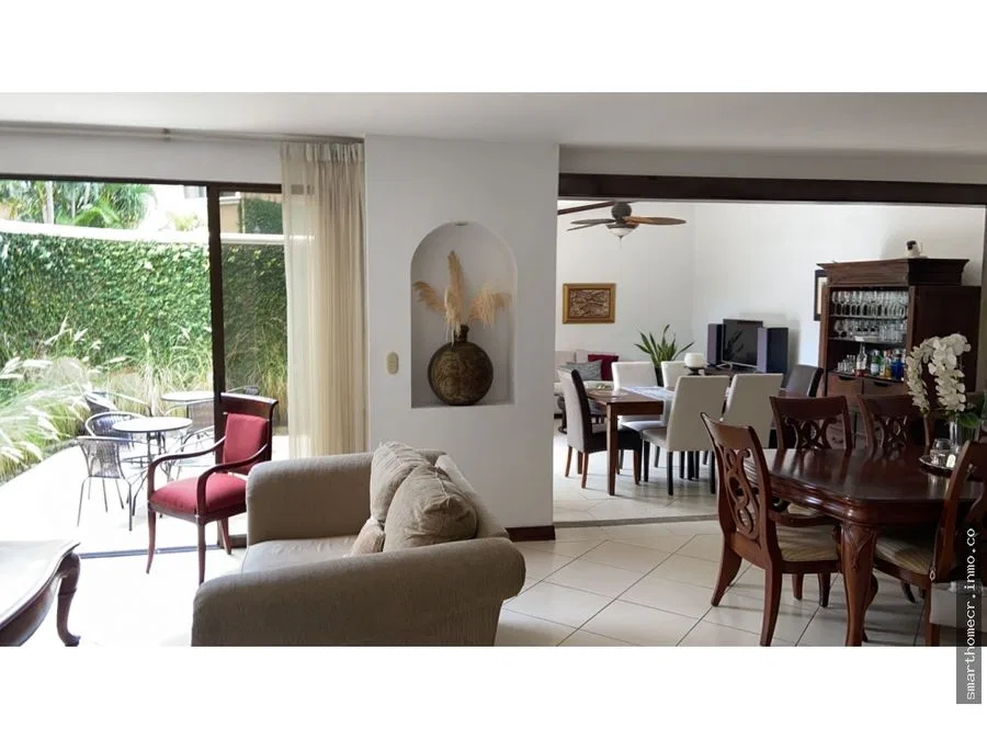 SE VENDE CASA EN CONDOMINIO EN SANTA ANA