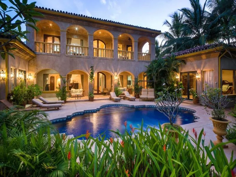 6 Bed Single Family Homes For Sale in Tamarindo