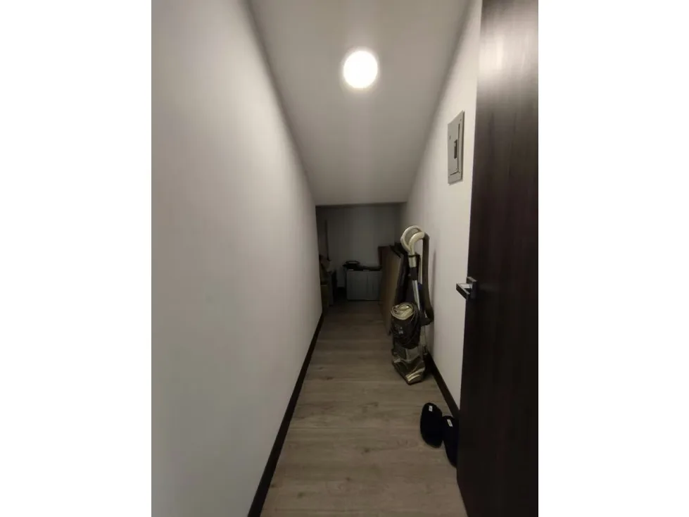 Hermosa casa con acabados de lujo estilo contemporáneo en barrio muy céntrico en San Rafael de Escazú. Excelente estado de mantenimiento, en un condominio muy exclusivo. Precio de ..., photo 3