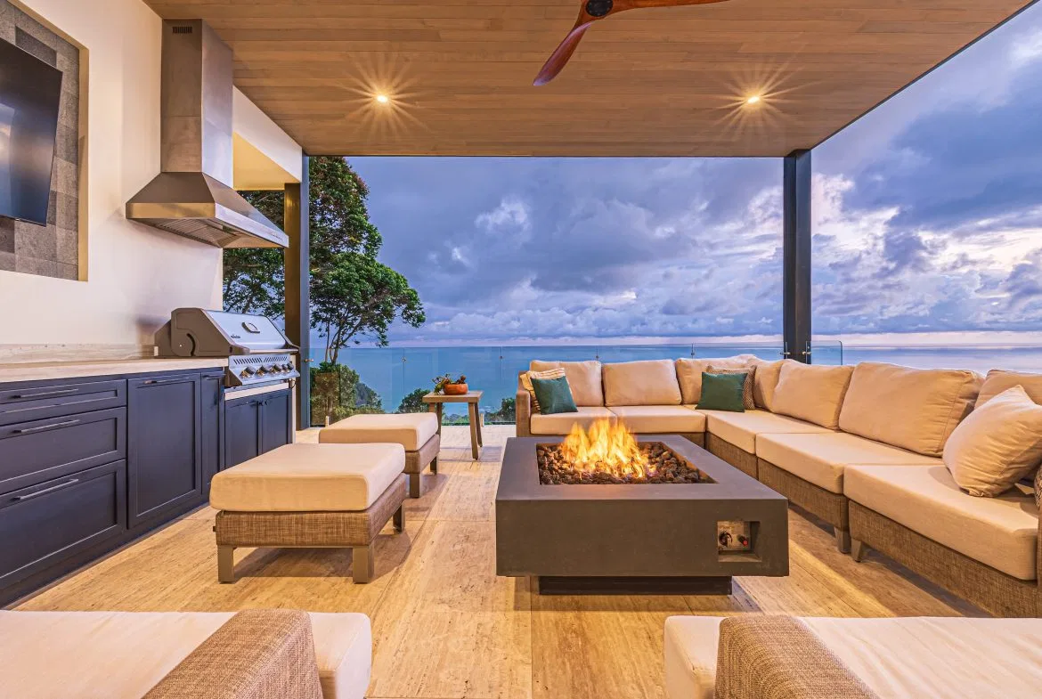 MAJESTIC LUXURY ESTATE WITH FIVE BEDROOMS IN ESCALERAS – 5.5 ACRES, photo 13