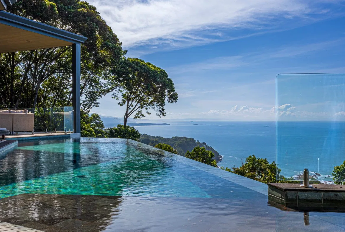 MAJESTIC LUXURY ESTATE WITH FIVE BEDROOMS IN ESCALERAS – 5.5 ACRES, photo 7