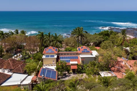 Casa de Luz ~ 7 Bedroom Beachfront Estate on the White Sands of Playa Langosta!, photo 2