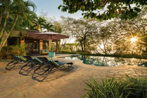 Casa de Luz ~ 7 Bedroom Beachfront Estate on the White Sands of Playa Langosta!, photo 3