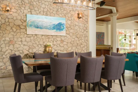 Casa de Luz ~ 7 Bedroom Beachfront Estate on the White Sands of Playa Langosta!, photo 8