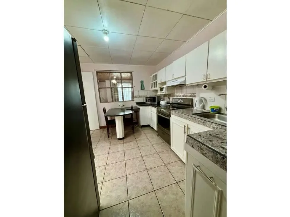 Casa en Venta con Mini Apartamento Studio – Tibás, photo 5