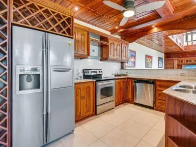 OCEAN VIEW ESTATE HOME WITH GUEST BUNGALOW, CARETAKER HOME, FRUIT TREES, AND WATERFALL – 3.47 ACRES, photo 33