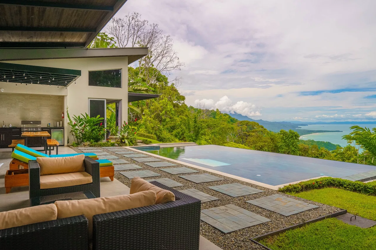VILLA LUNA PROPERTY WITH THREE BEDROOMS AND SUNSET VIEWS, IN ESCALERAS – 0.66 ACRES, photo 10