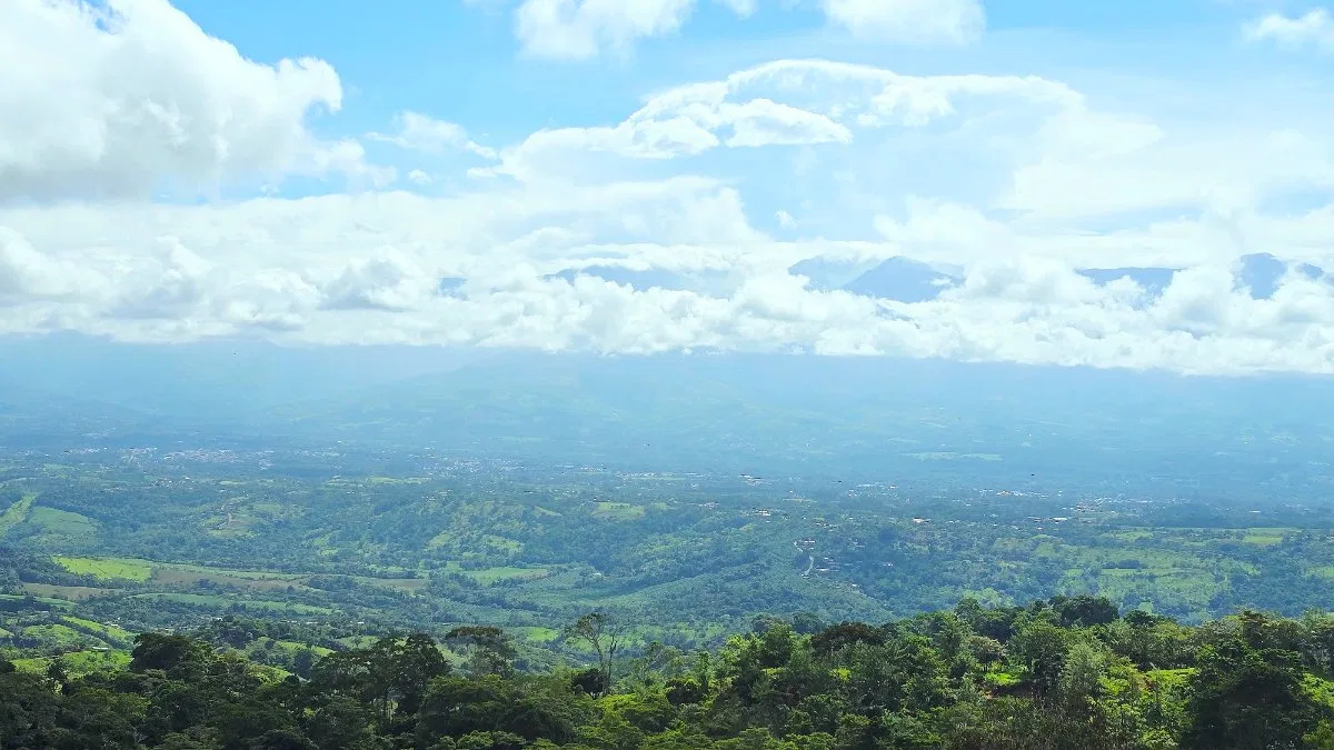 SE VENDE FINCA CON AGUA PROPIA Y VISTAS ESPECTACULARES DE INVERSION - Venta en Pérez Zeledón, photo 3
