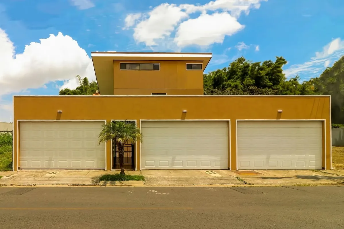 ¡APARTAMENTO EN ALQUILER EN RESIDENCIAL MONSERRAT CONCEPCIÓN DE TRES RÍOS !