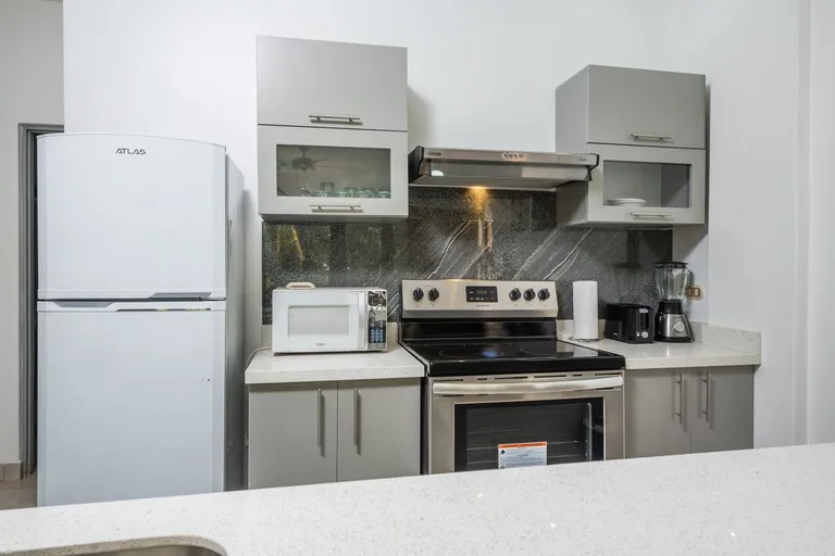 Portofino A4: Renovated 2-Bed Condo Just 200m from Tamarindo Beach
