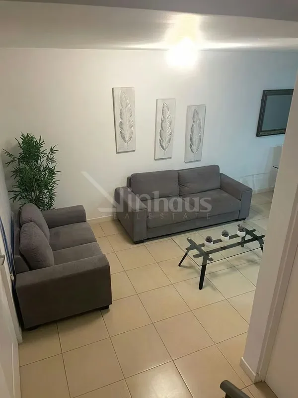 Casa tipo Town House en venta en Brasil de Santa Ana, una excelente oportunidad tanto para inversión como para quienes buscan un hogar cómodo dentro de un condominio seguro, tranquilo ...