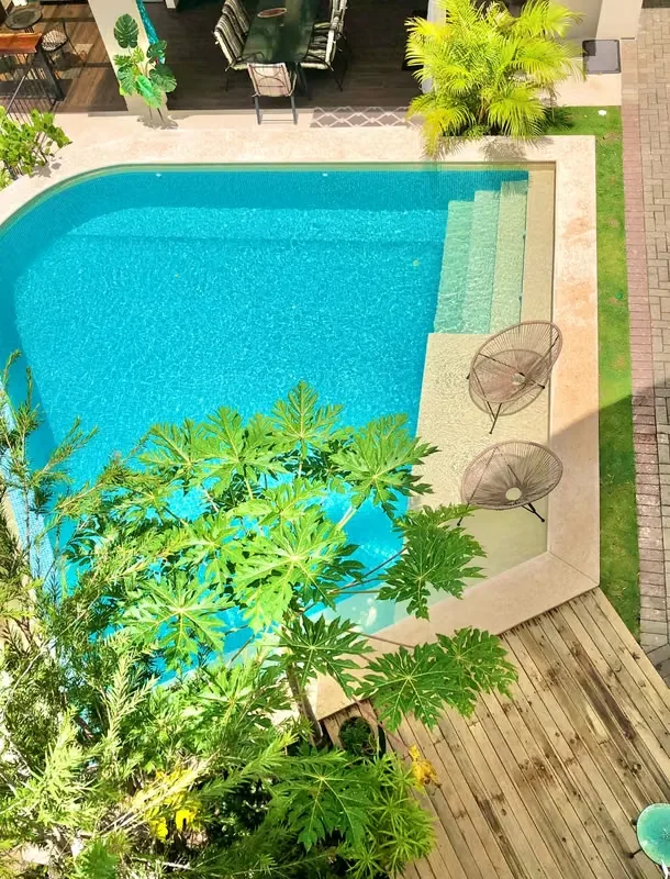 FOR SALE – SPACIOUS HOUSE WITH SWIMMING POOL AND 3 APARTMENTS – CIUDAD COLÓN, photo 7