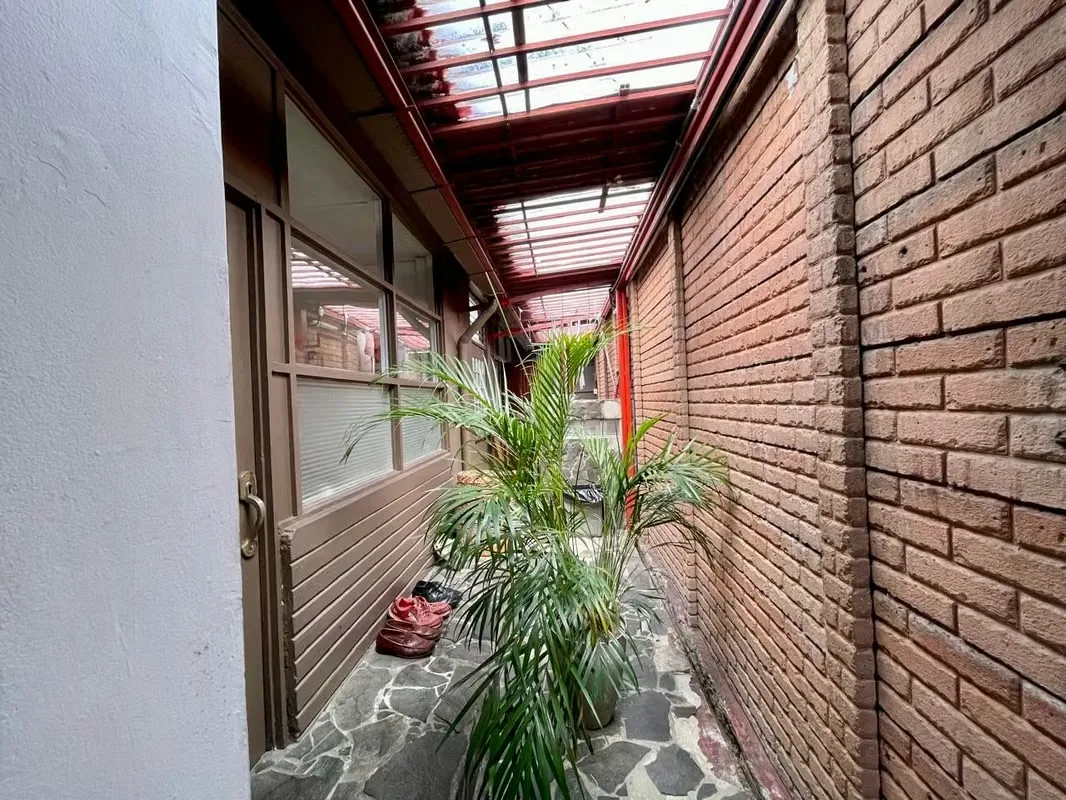 Charming one-story home for sale in Los Yoses, San José, photo 13
