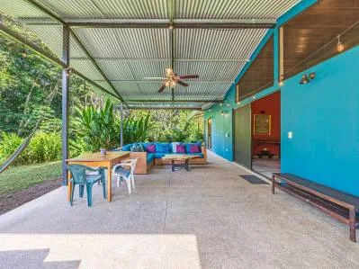Escondite tropical: 7 acres de ribera aislada con una casa de 3 habitaciones, photo 2