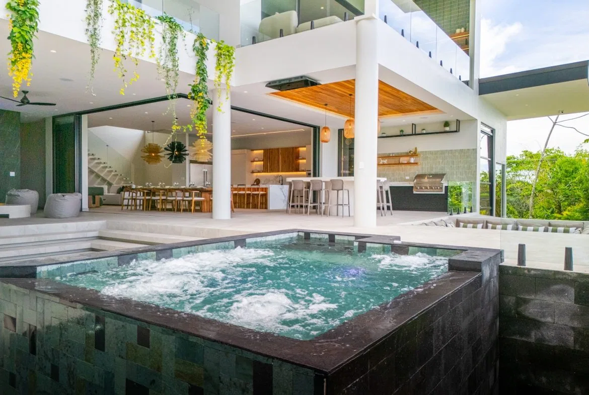 LUXURY PROPERTY WITH FIVE BEDROOM AND PANORAMIC VIEWS OF THE OCEAN, NEAR TO ESCALERAS – 1.36 ACRES, photo 12