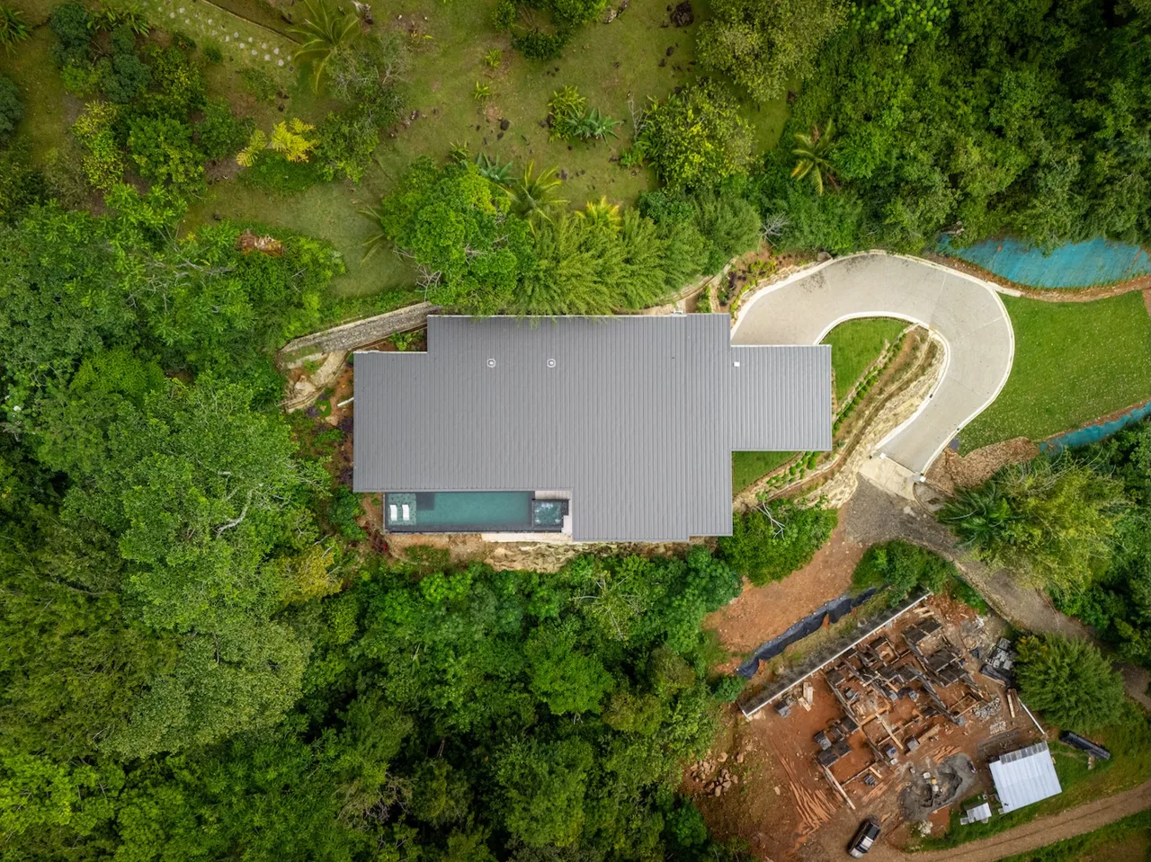 LUXURY PROPERTY WITH FIVE BEDROOM AND PANORAMIC VIEWS OF THE OCEAN, NEAR TO ESCALERAS – 1.36 ACRES, photo 3