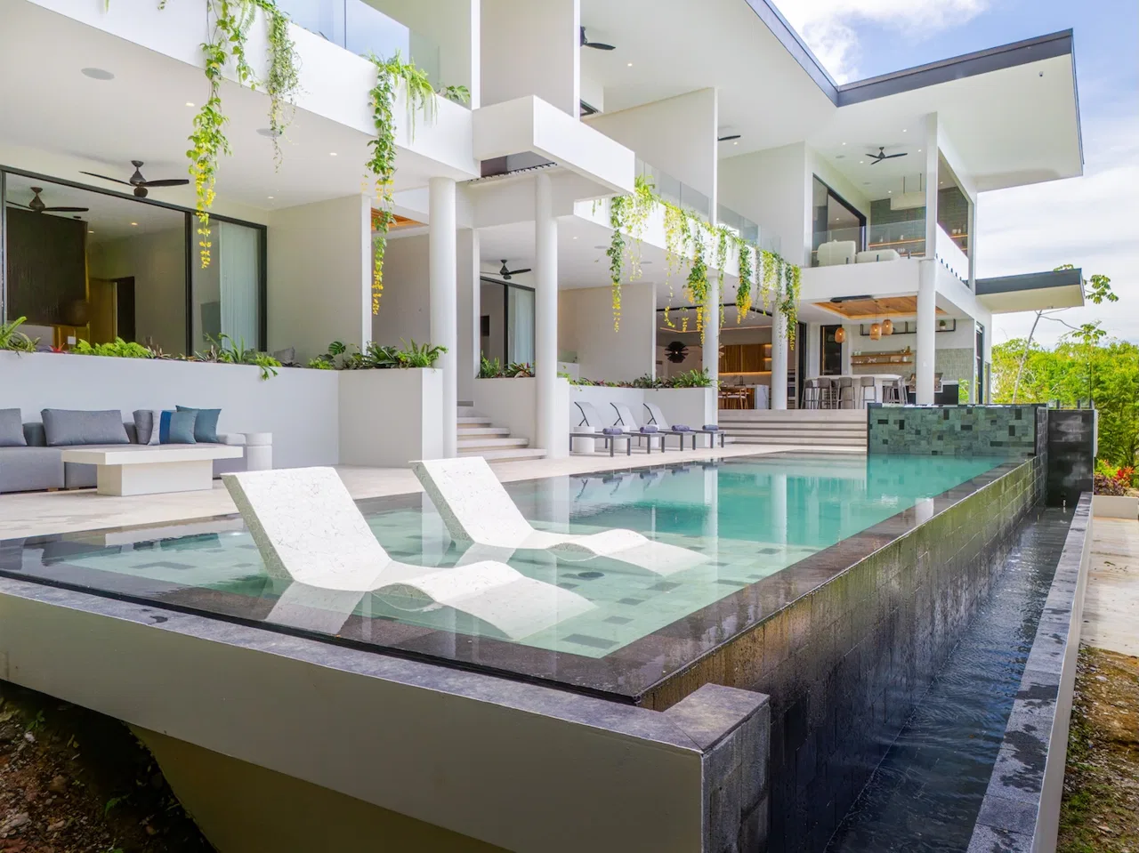LUXURY PROPERTY WITH FIVE BEDROOM AND PANORAMIC VIEWS OF THE OCEAN, NEAR TO ESCALERAS – 1.36 ACRES, photo 9