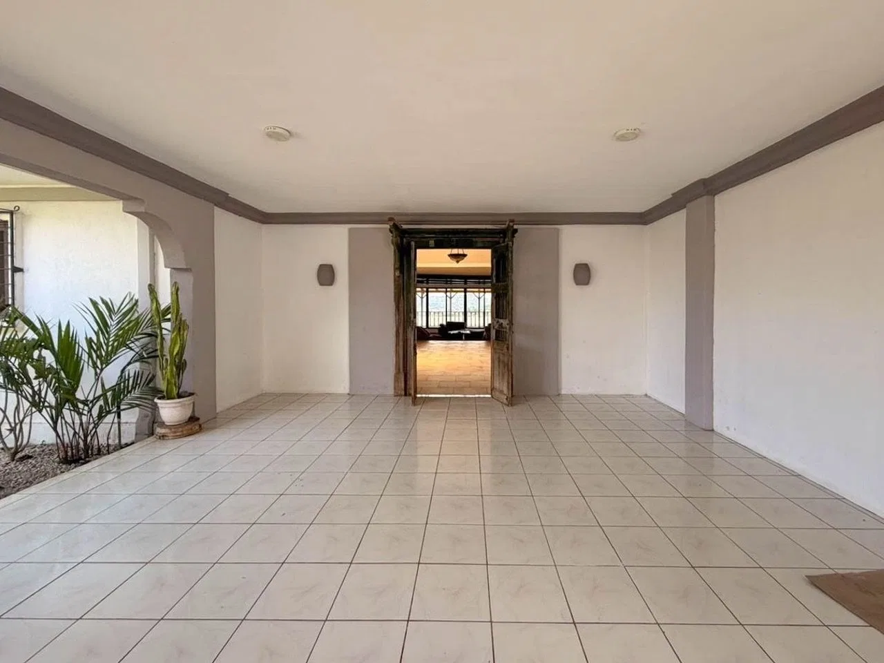 Casa amplia y amueblada en residencial privado en Santa Ana, photo 2