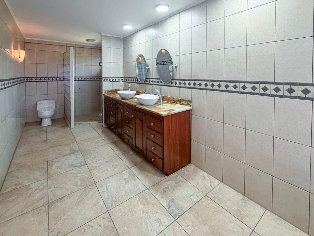 Casa amplia y amueblada en residencial privado en Santa Ana, photo 17