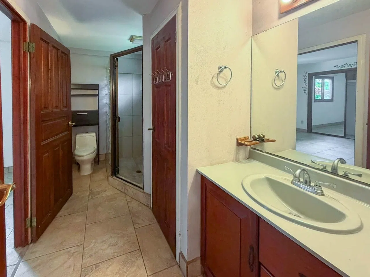 Casa amplia y amueblada en residencial privado en Santa Ana, photo 20