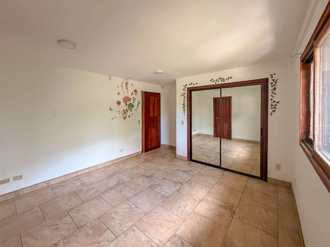 Casa amplia y amueblada en residencial privado en Santa Ana, photo 22