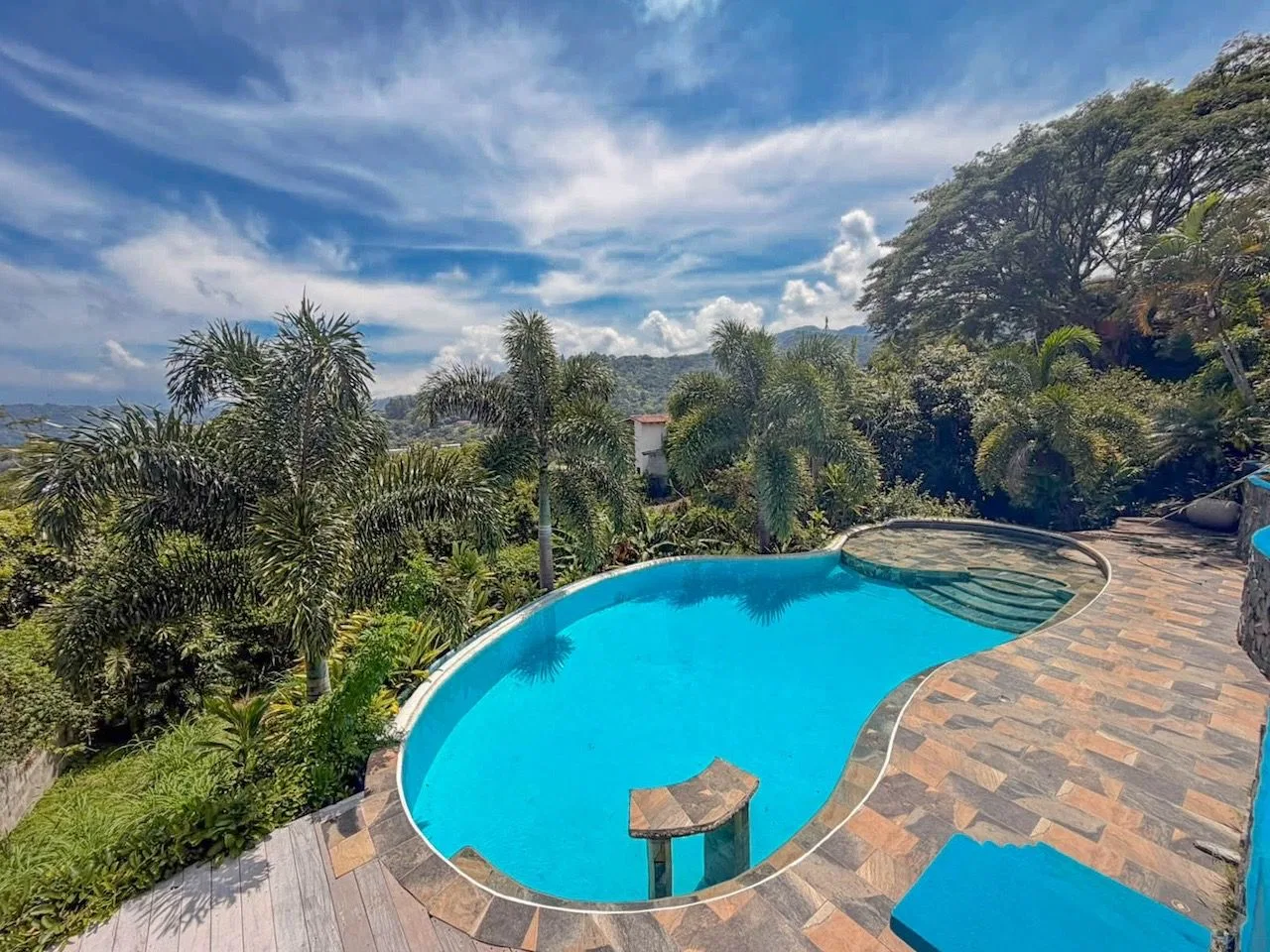 Casa amplia y amueblada en residencial privado en Santa Ana, photo 28