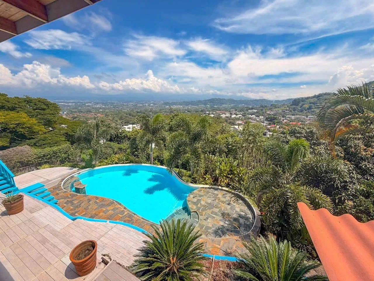 Casa amplia y amueblada en residencial privado en Santa Ana, photo 30