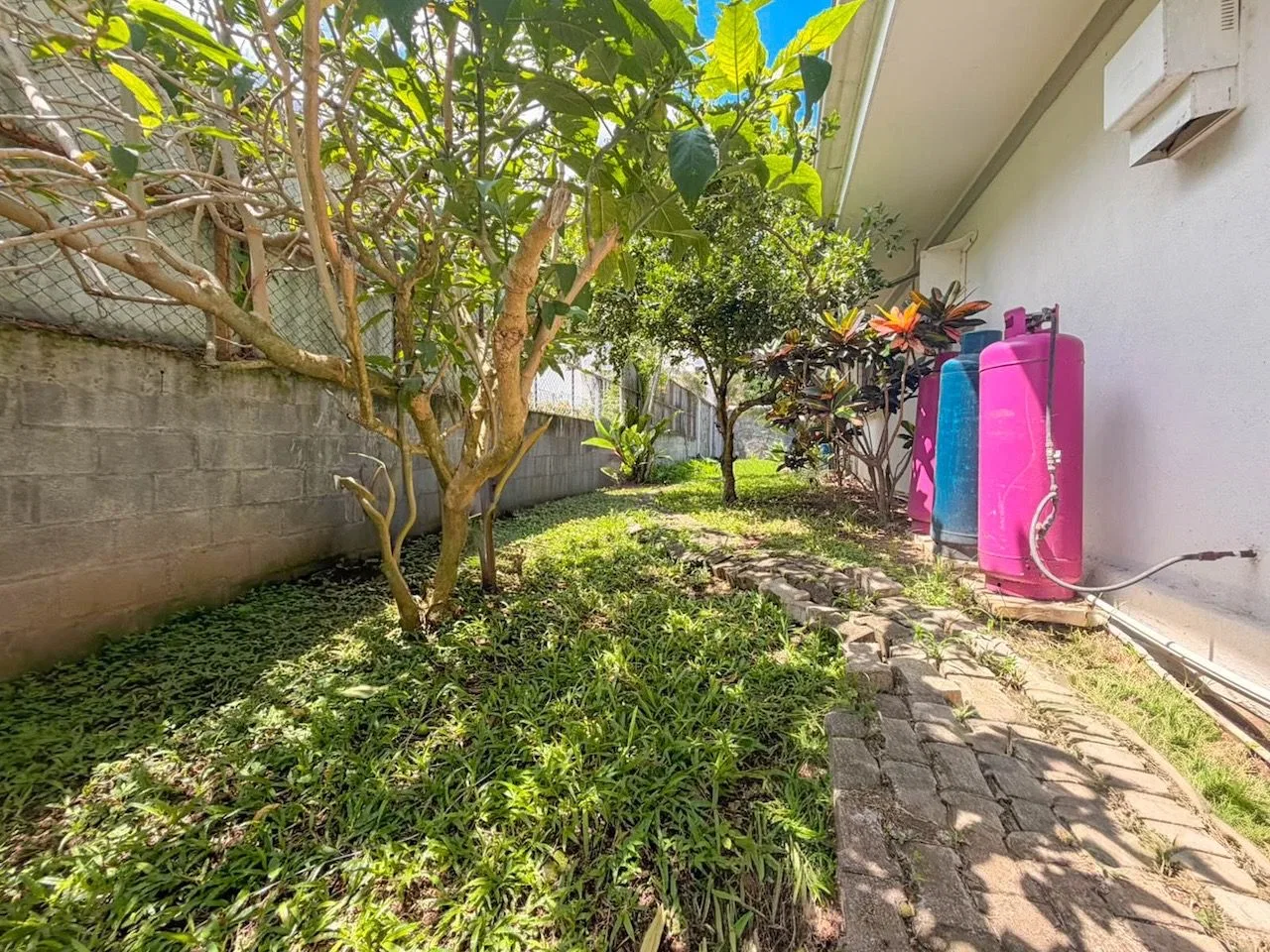 Casa amplia y amueblada en residencial privado en Santa Ana, photo 39