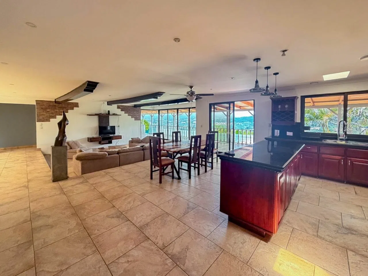 Casa amplia y amueblada en residencial privado en Santa Ana, photo 6