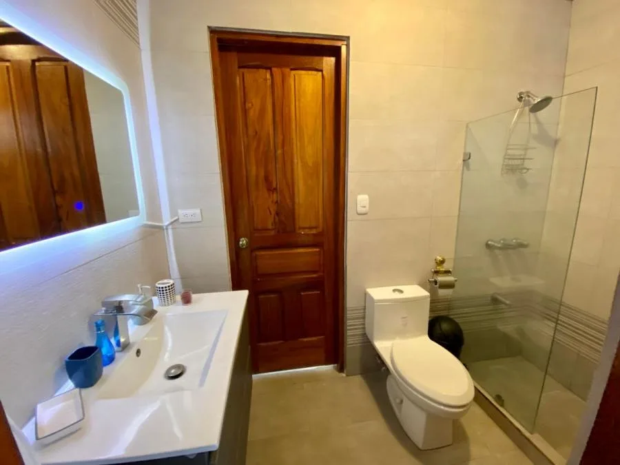 Casa con Espacios Amplios en Venta Ubicada en Escazu, San Rafael - Venta en Escazú, photo 6