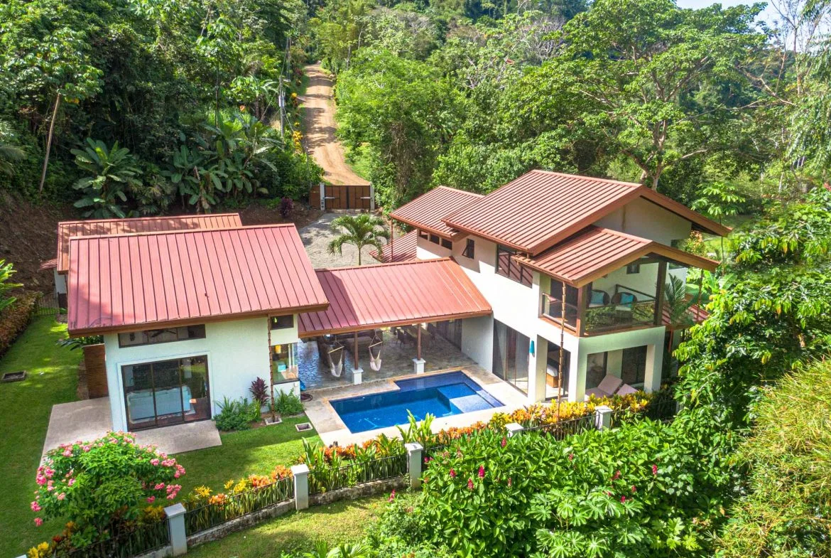PROPERTY WITH 2 BEDROOM HOUSE AND A GUEST HOUSE, IN PLATANILLO – 3.35 ACRES, photo 10