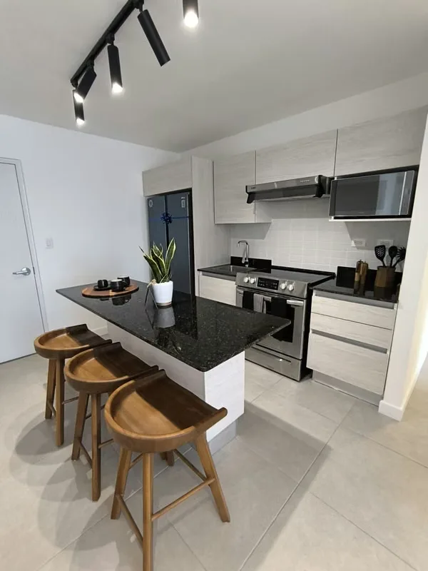 Alquiler de hermoso apartamento para seguir estrenando en Monte Alto. Piso 6, photo 3