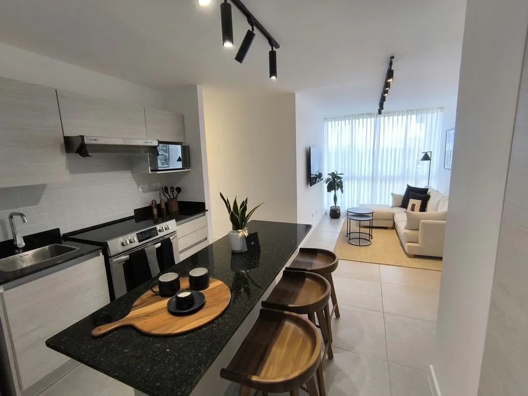 Alquiler de hermoso apartamento para seguir estrenando en Monte Alto. Piso 6, photo 4