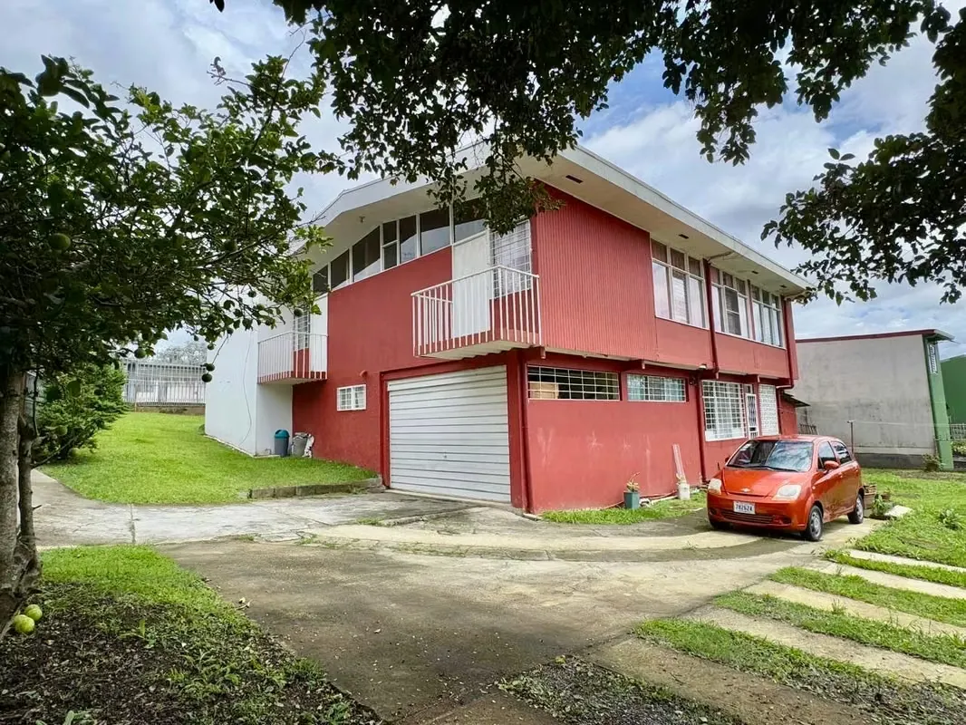 Property for sale with 3 independent apartments in San Pedro, photo 3