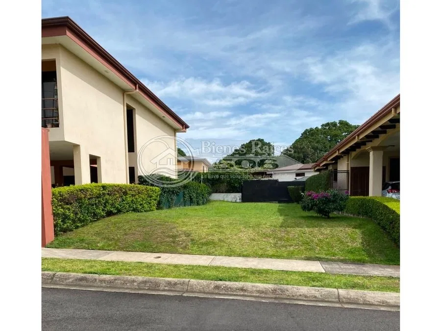 LOTE EN CONDOMINIO CAMINO DEL SOL #1404