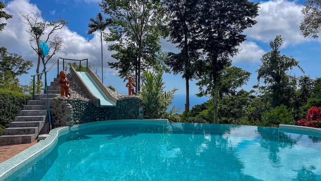 3 Bedroom Home with Views to the Whale Tail – 1.25 Acres, photo 5