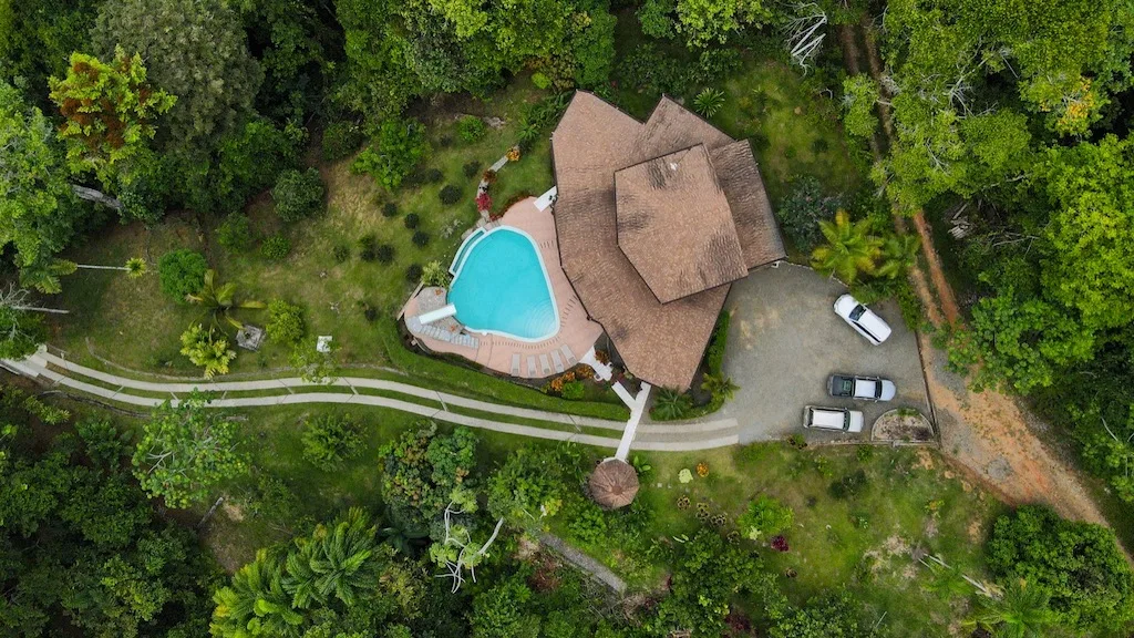 3 Bedroom Home with Views to the Whale Tail – 1.25 Acres, photo 10