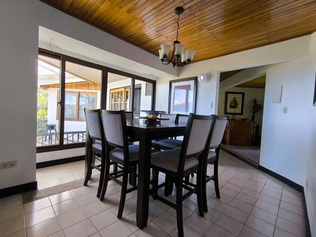 Space, privacy, and nature in San Antonio de Escazú, photo 4