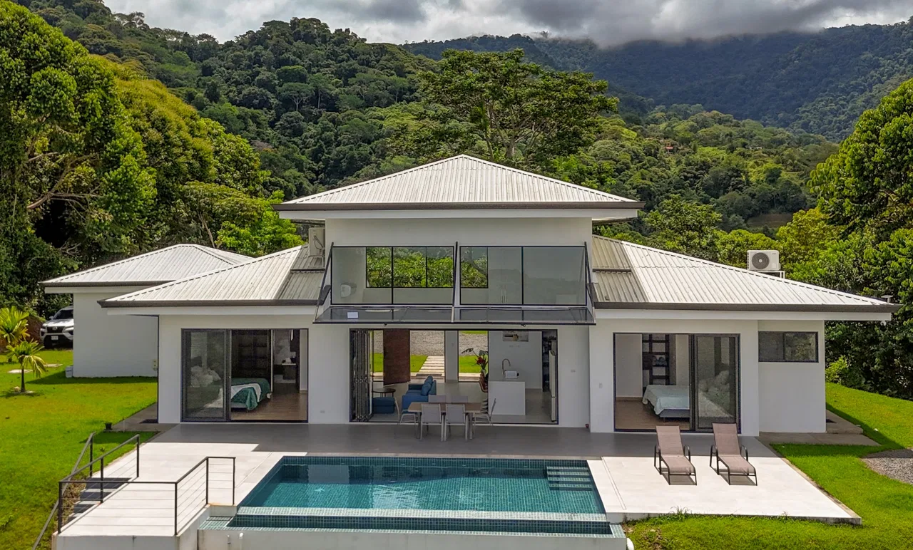 CASA VIOLINES MOUNTAIN PROPERTY WITH THREE BEDROOMS, IN TRES RIOS – 2.08 ACRES