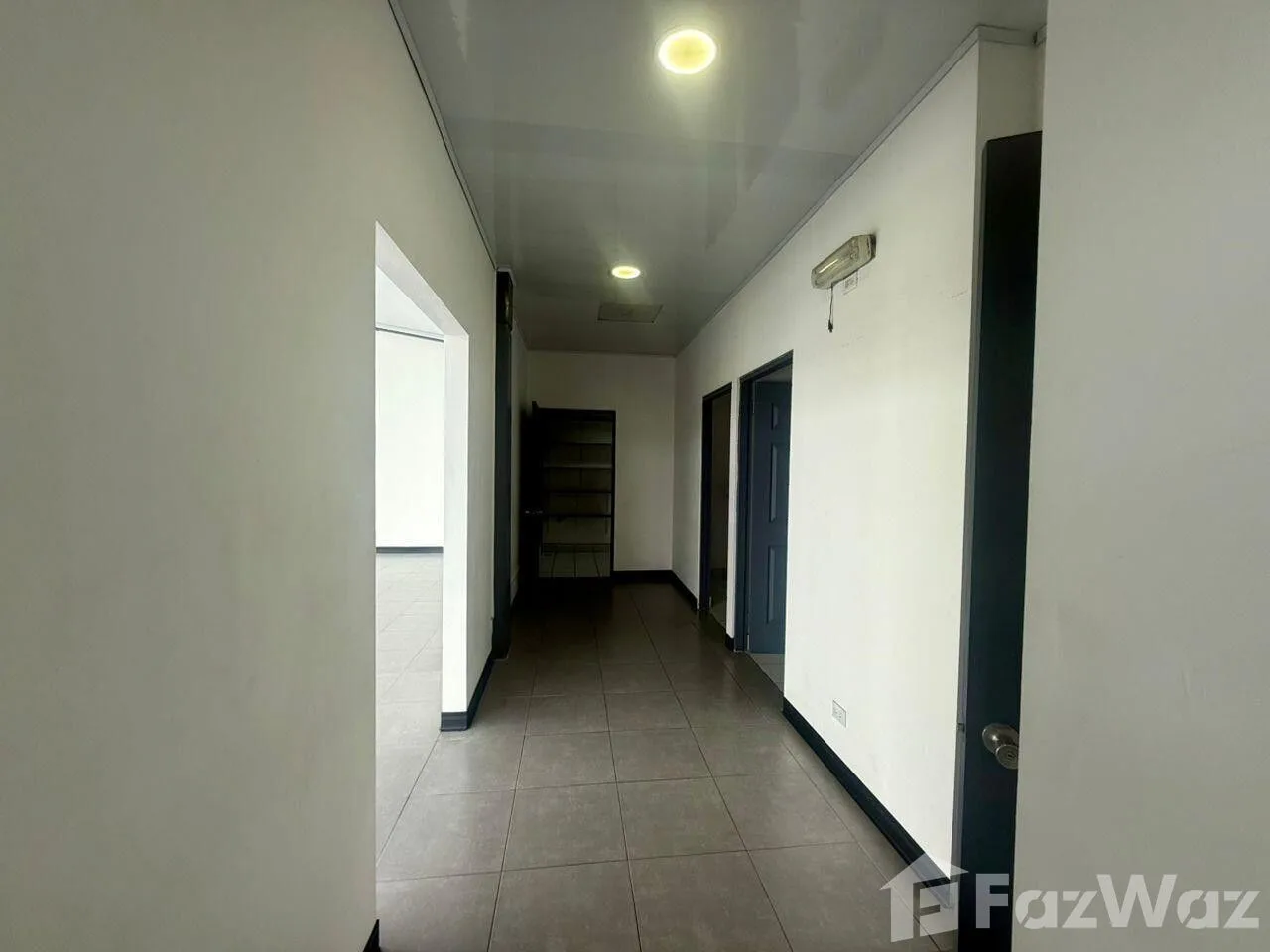 Retail space for Rent at Montes de Oca for $2,100/mo, photo 5