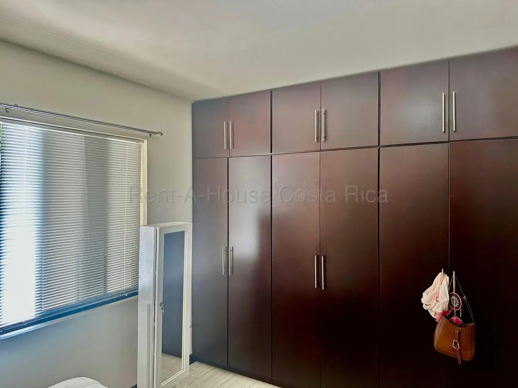 Elegancia, amplitud y ubicación privilegiada en un solo lugar! Descubra esta hermosa casa de 337 m² de construcción sobre un terreno de 428 m², ubicada en el exclusivo Condominio ..., photo 2