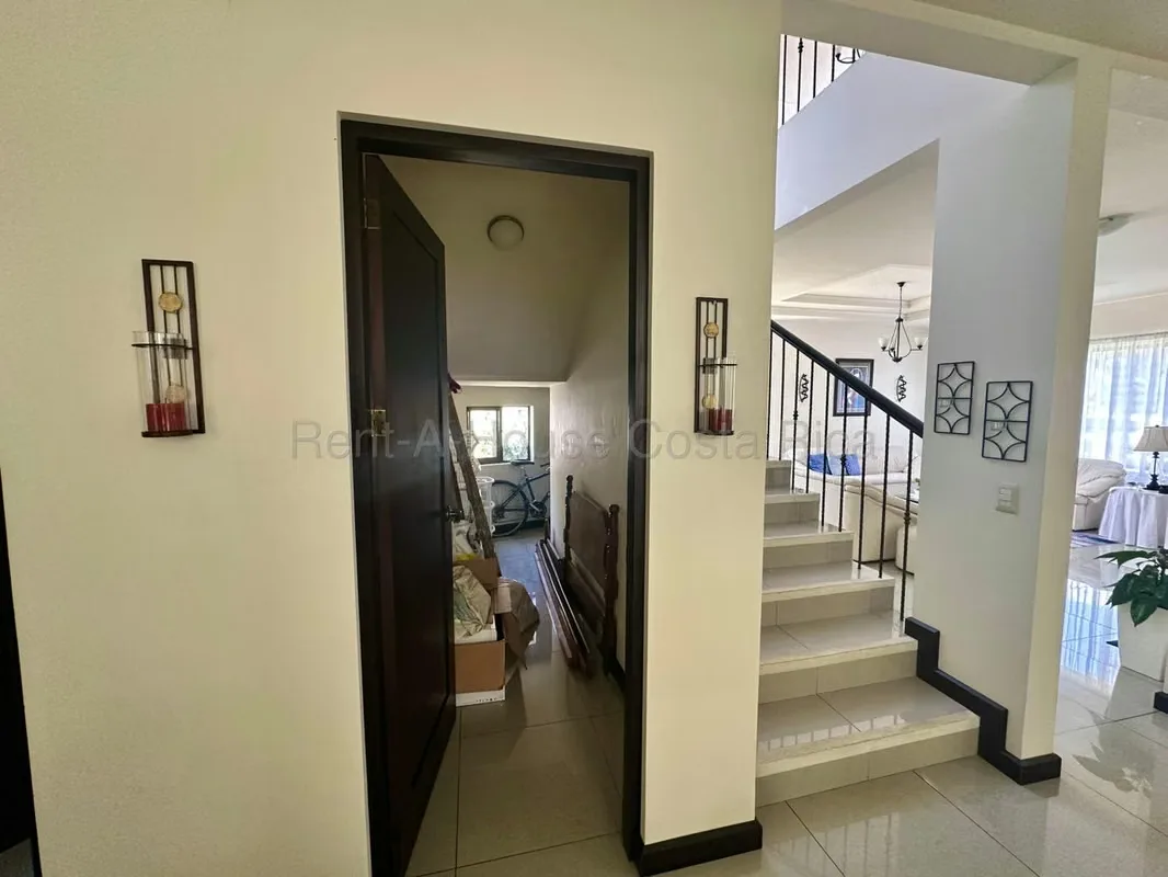 Elegancia, amplitud y ubicación privilegiada en un solo lugar! Descubra esta hermosa casa de 337 m² de construcción sobre un terreno de 428 m², ubicada en el exclusivo Condominio ..., photo 5
