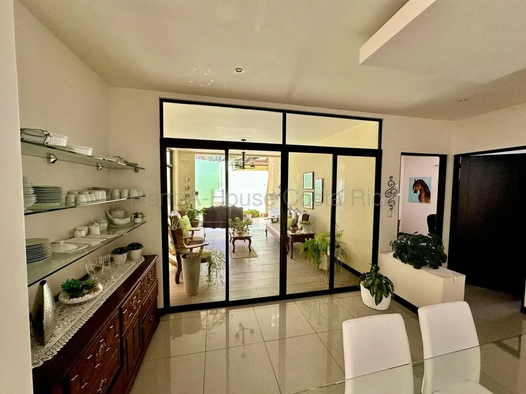 Elegancia, amplitud y ubicación privilegiada en un solo lugar! Descubra esta hermosa casa de 337 m² de construcción sobre un terreno de 428 m², ubicada en el exclusivo Condominio ..., photo 8